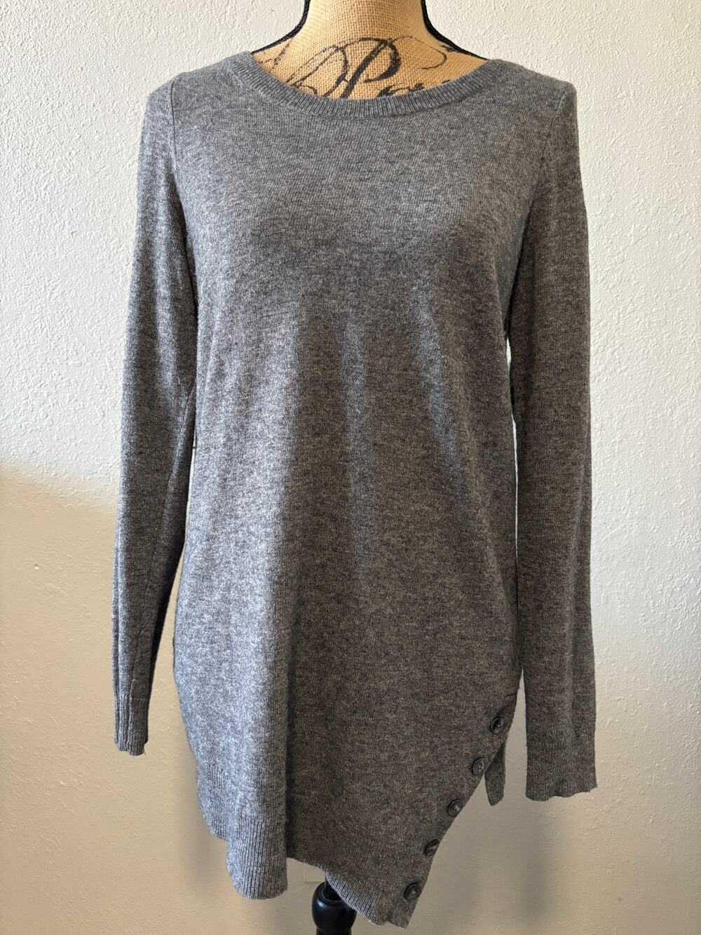 Ann Taylor Wool Blend Tunic Sweater Asymmetrical Hem Women’s Size M Grey Office
